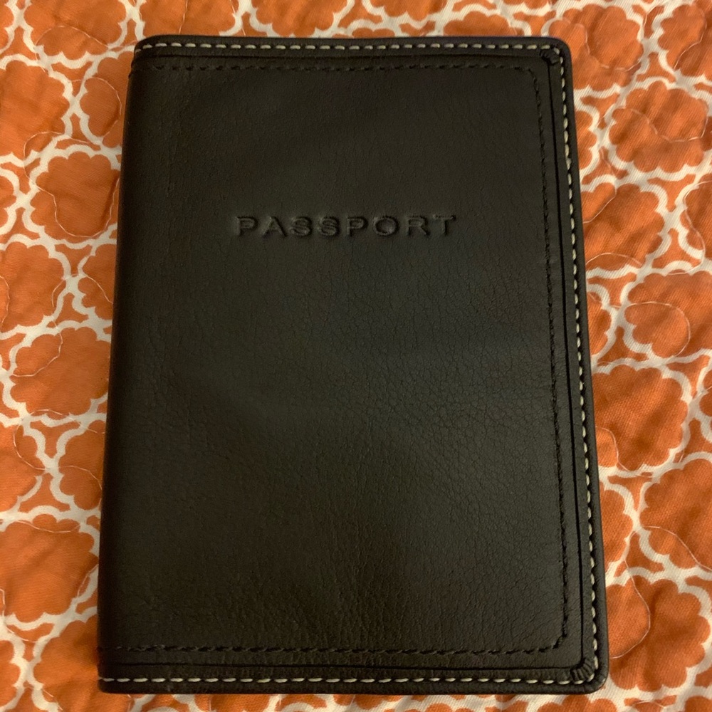 NWT COACH PASSPORT COVER